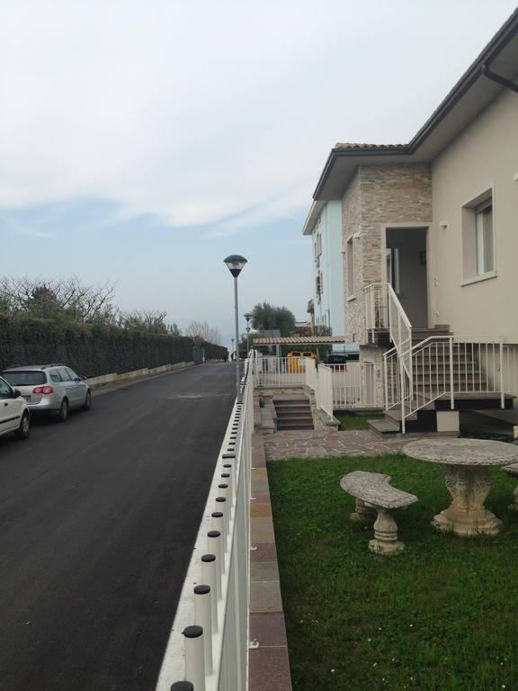 Casa Armonia Διαμέρισμα Πεσκιέρα ντελ Γκάρντα Εξωτερικό φωτογραφία